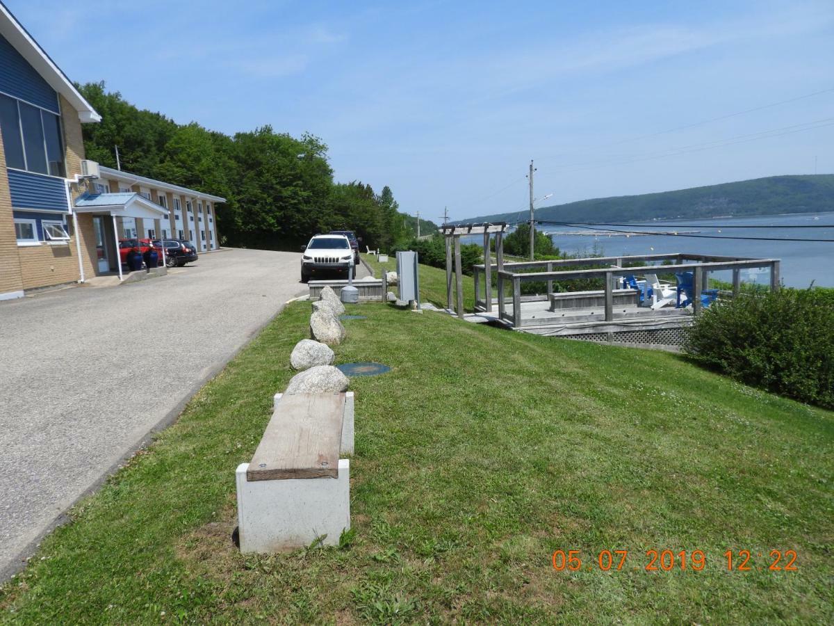 Admiral Digby Inn Restaurant And Cottages Exterior foto